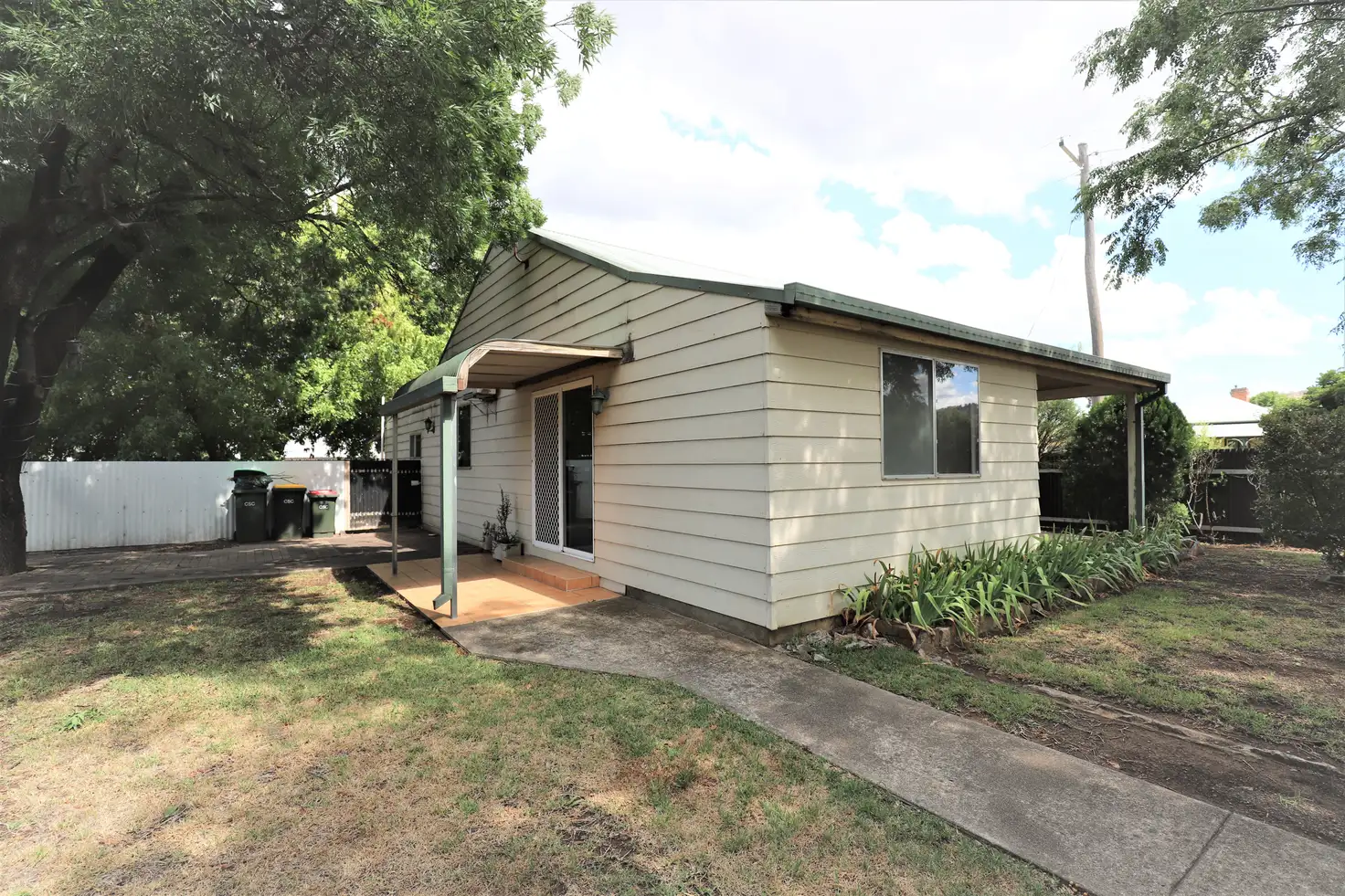 Main view of Homely house listing, 198 Hovell Street, Cootamundra NSW 2590