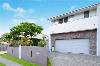 1/13 Enid Avenue, Southport QLD