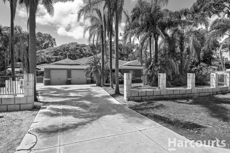 6 Kingscote Place