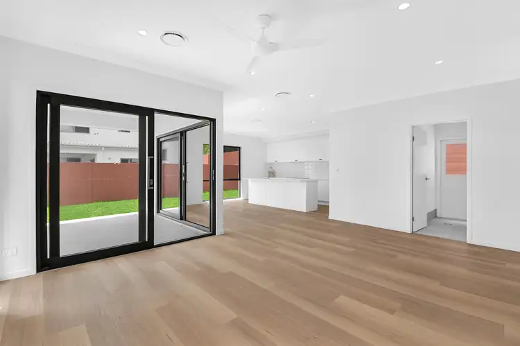 Fourth view of Homely house listing, 10 Hillsea Court, Arundel QLD 4214