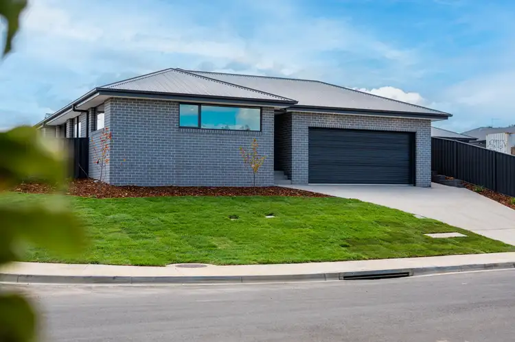 25 Fermoy Lane