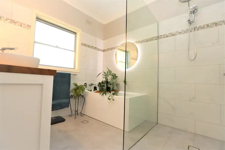 Sixth view of Homely house listing, 83 Centenary Avenue, Cootamundra NSW 2590