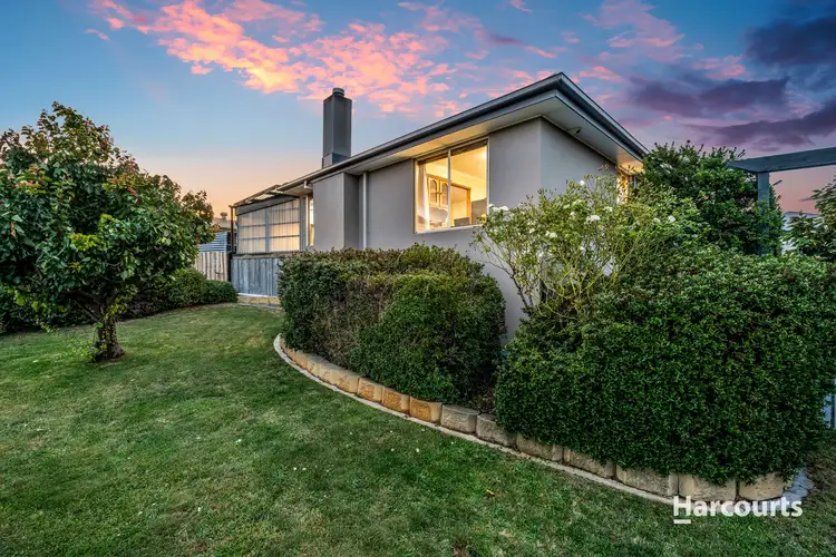 26 Walker Crescent