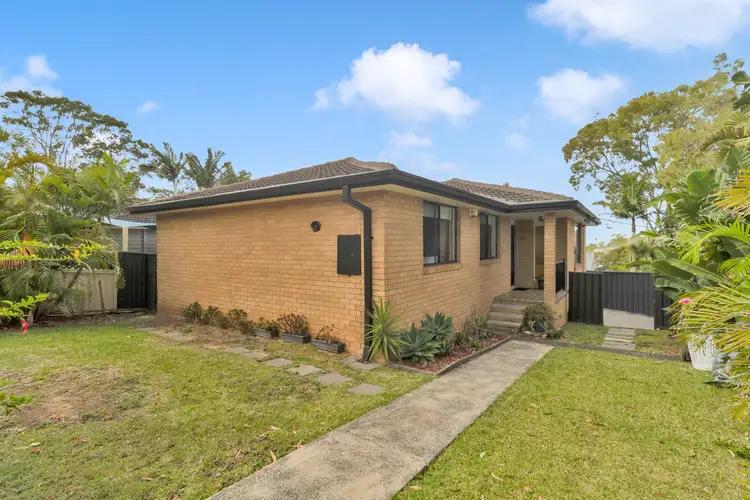40 Craigie Avenue, Kanwal NSW 2259
