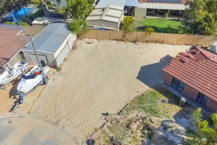 6 Logue Court, Heathridge WA 6027