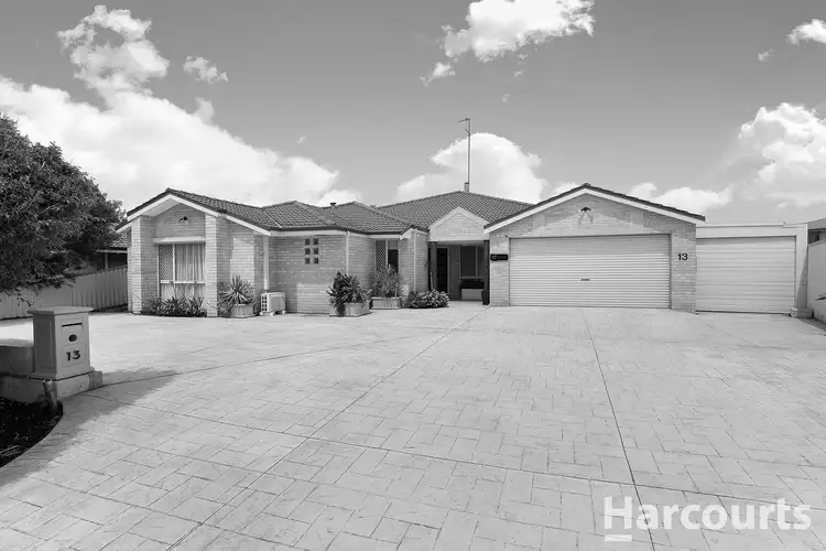 13 Quamby Court, Silver Sands WA 6210