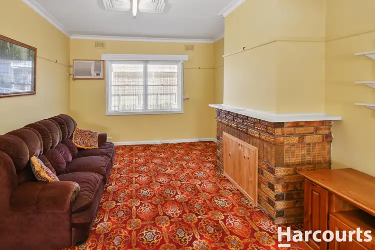 Fourth view of Homely house listing, 8 Robin Street, Horsham VIC 3400