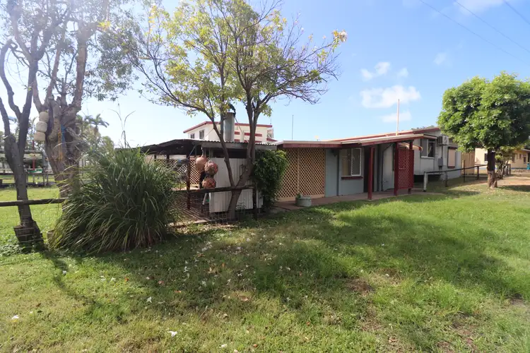 15 Topton Street, Alva QLD 4807