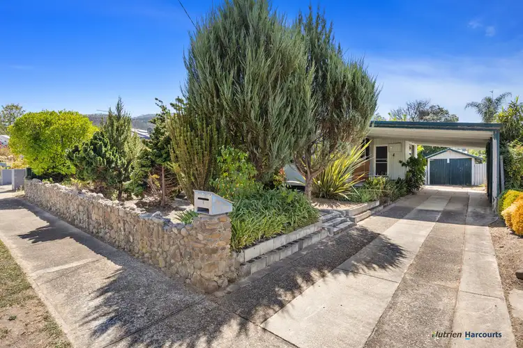 14 Tenth Street, Eildon VIC 3713