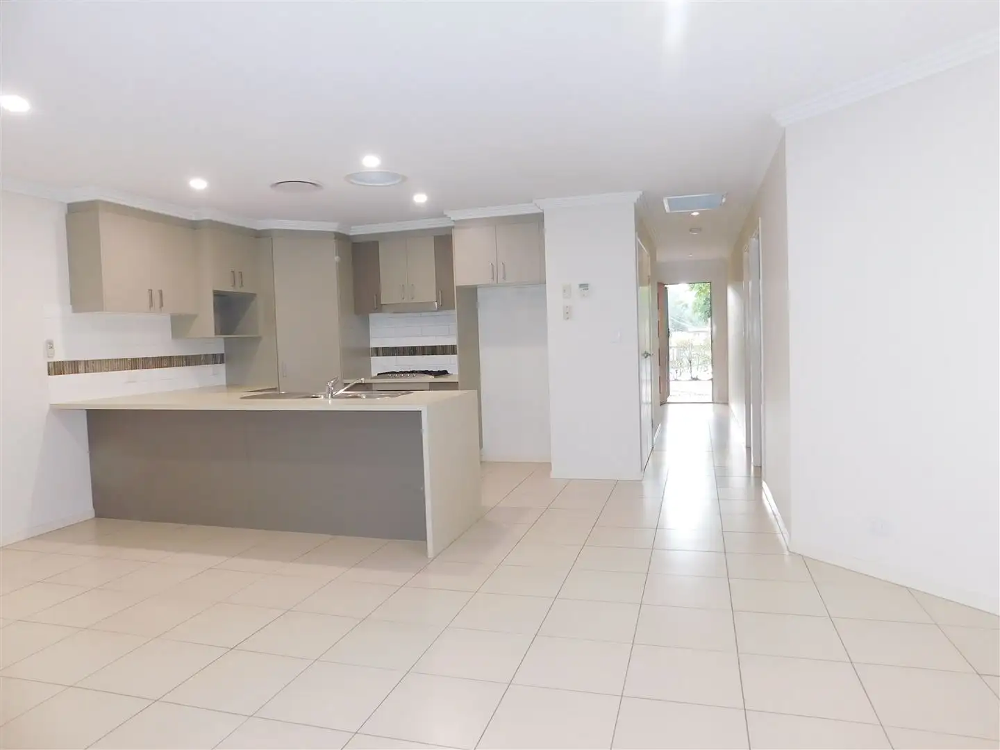 Main view of Homely house listing, 20a Valencia Way, Slacks Creek QLD 4127