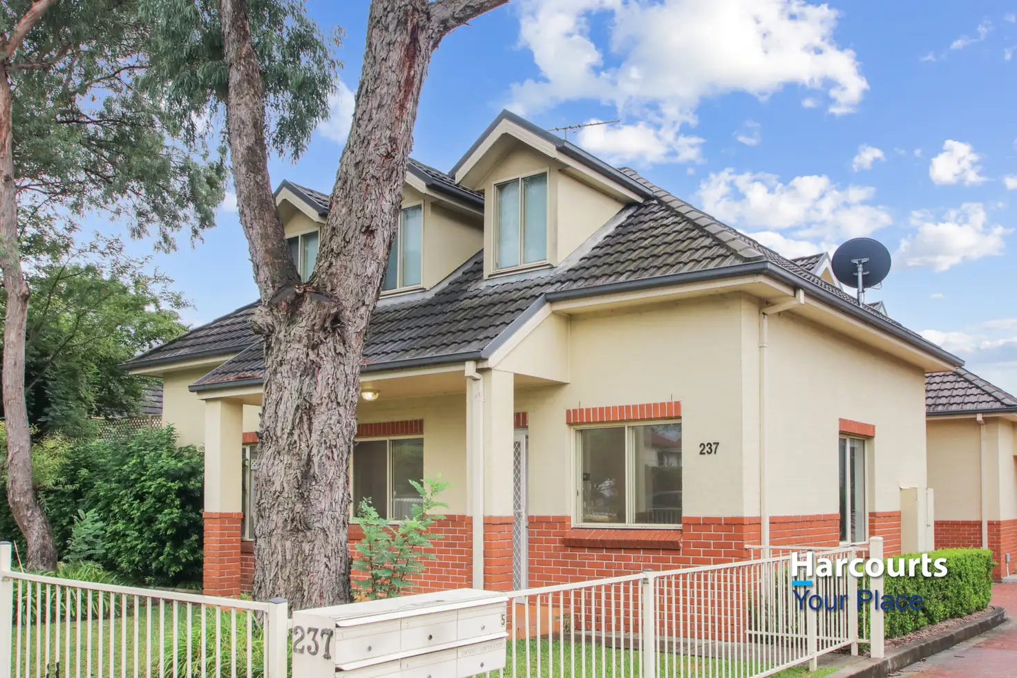 Main view of Homely townhouse listing, 1/237 Great Western Highway, St Marys NSW 2760