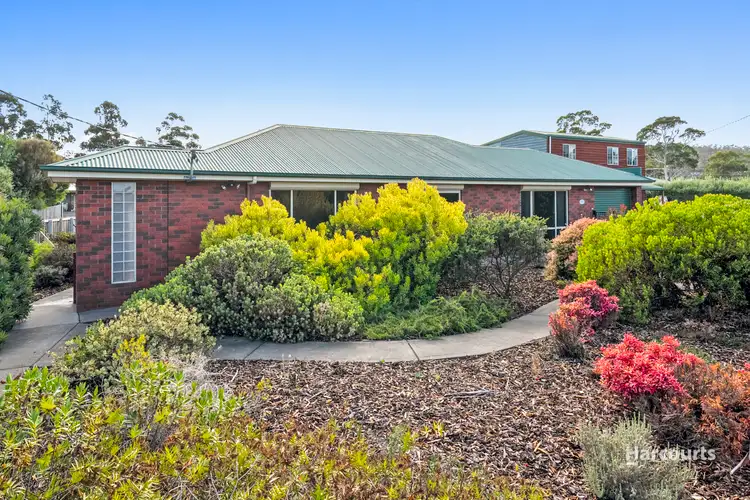 14 Sandy Point Avenue