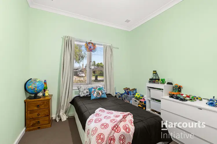 Sixth view of Homely other listing, 4 Crellin Way, Cloverdale WA 6105