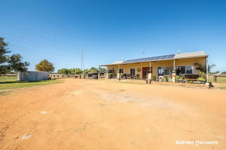 22 Sandringham Road (Muckenburra), Gingin WA 6503