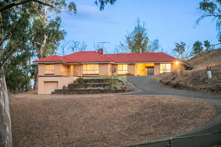 686 Cudlee Creek Road