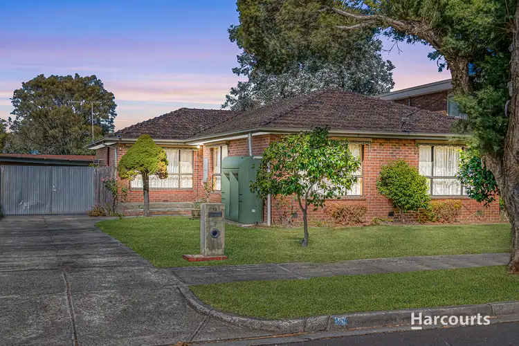 10 Dehaviland Avenue