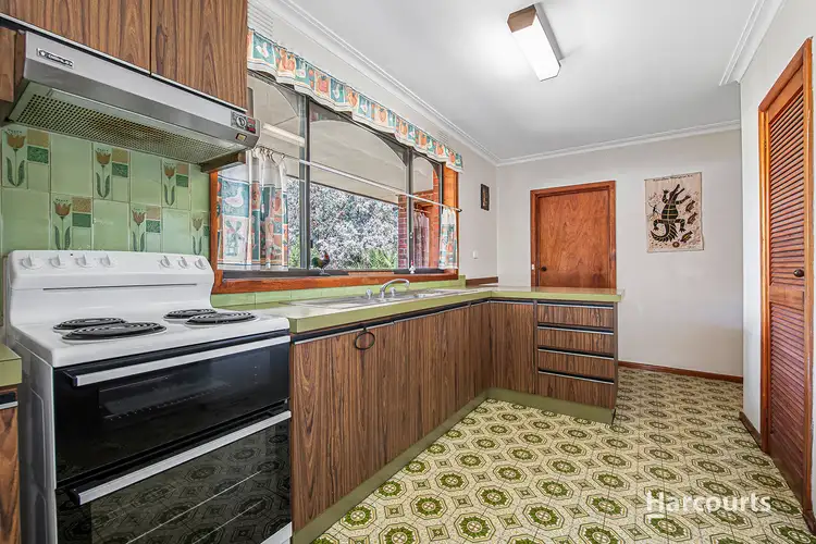 Sixth view of Homely house listing, 10 Dehaviland Avenue, Forest Hill VIC 3131