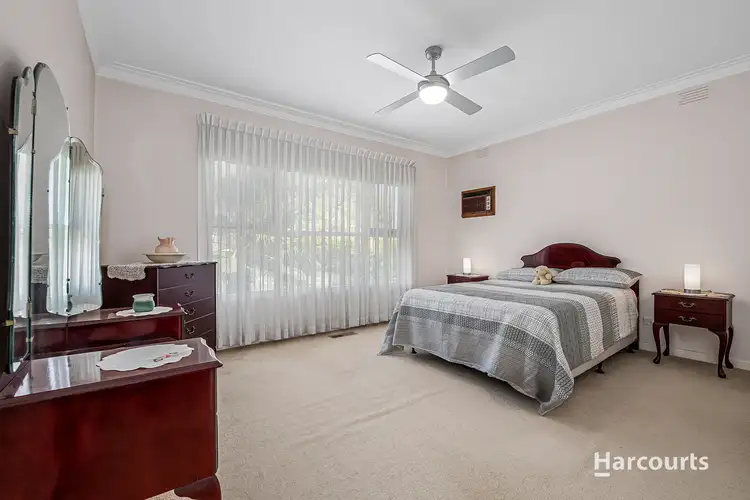 Fifth view of Homely house listing, 15 Carlinga Drive, Vermont VIC 3133