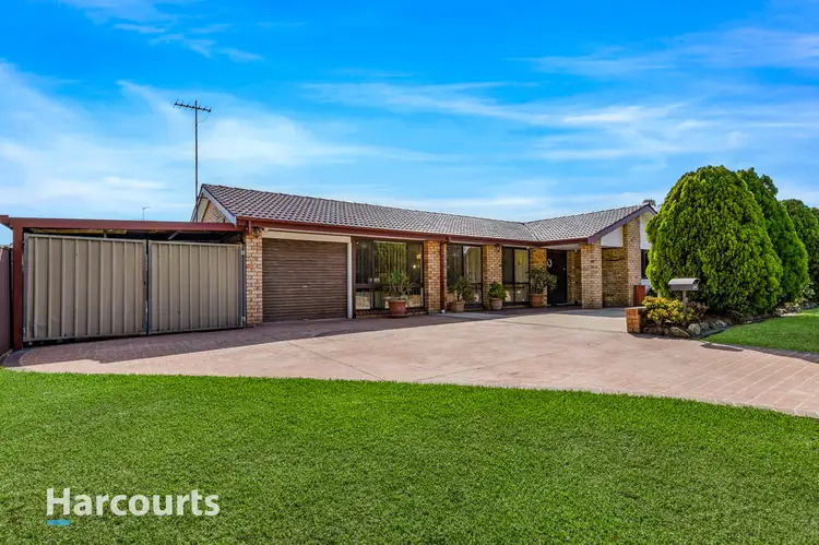 15 Mynah Close, St Clair NSW 2759