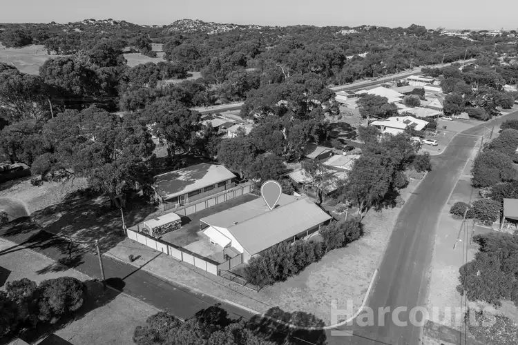 21 Fairway Terrace, Preston Beach WA 6215