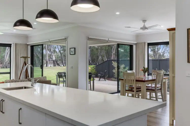 29 Armstrong Drive, Barham NSW 2732
