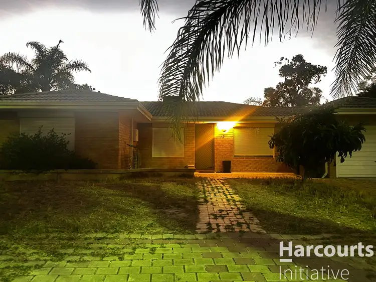 15 Veros Place, Marangaroo WA 6064