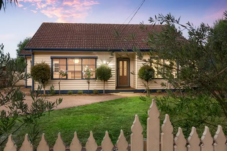 5 Muriel Street