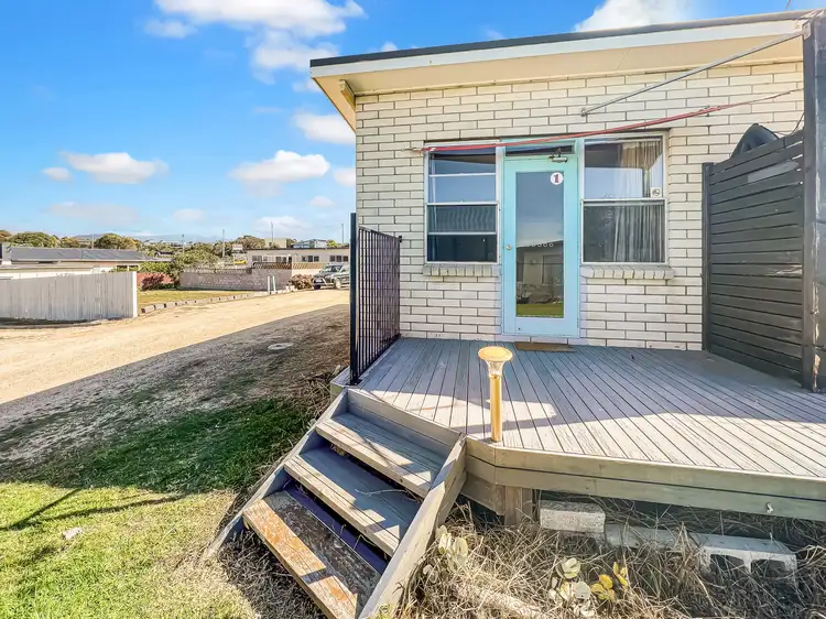 1/16 Lagoon Esplanade, Scamander TAS 7215
