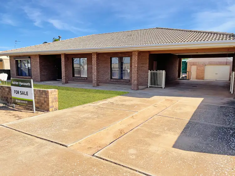 14 Bartley Street, Wudinna SA 5652