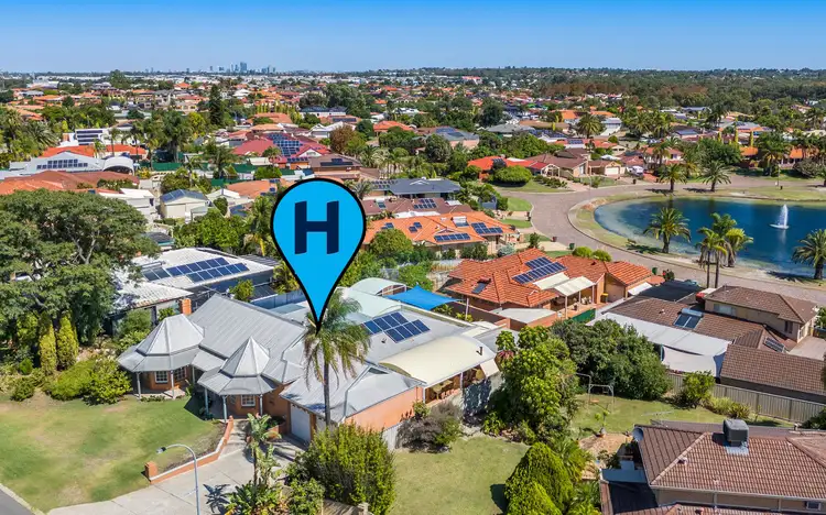 302 Summerlakes Parade, Ballajura WA 6066