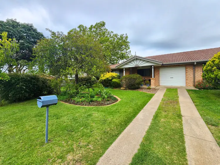 1/24 Healeys Lane, Glen Innes NSW 2370