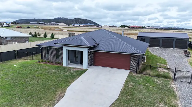 10 Parkes Drive