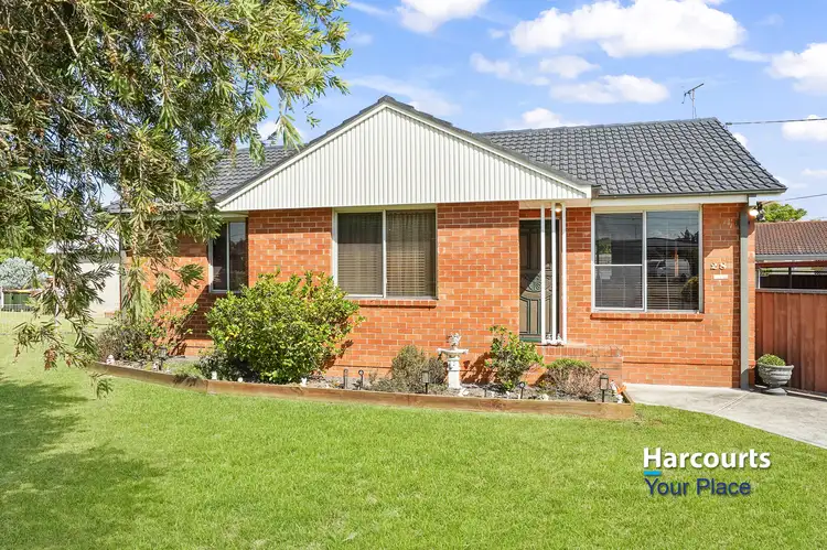 28 Tahiti Avenue, Lethbridge Park NSW 2770
