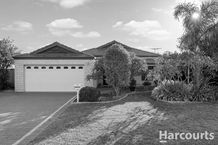 33 Ellendale Street, Golden Bay WA 6174