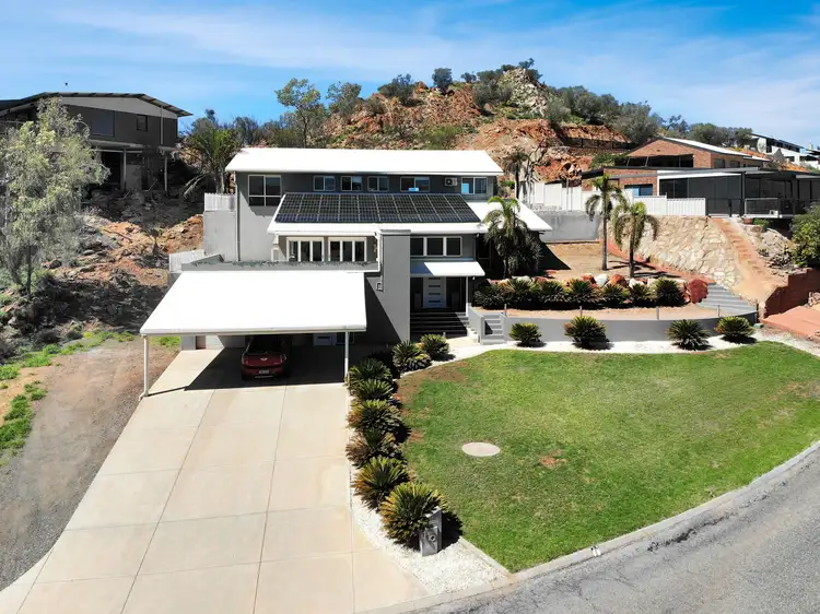 11 Range Crescent, Desert Springs NT 870