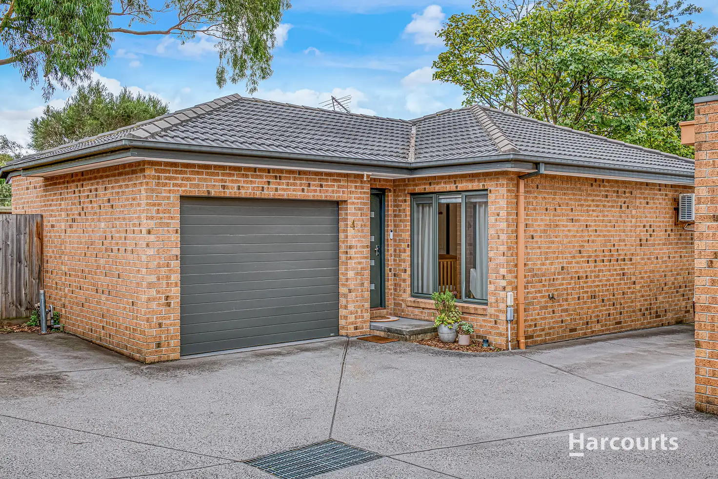 Main view of Homely townhouse listing, 4/11 Aubrey Street, Vermont VIC 3133
