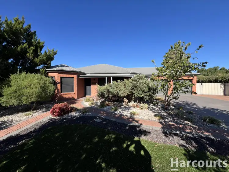 Second view of Homely house listing, 8 Agnew Court, Horsham VIC 3400