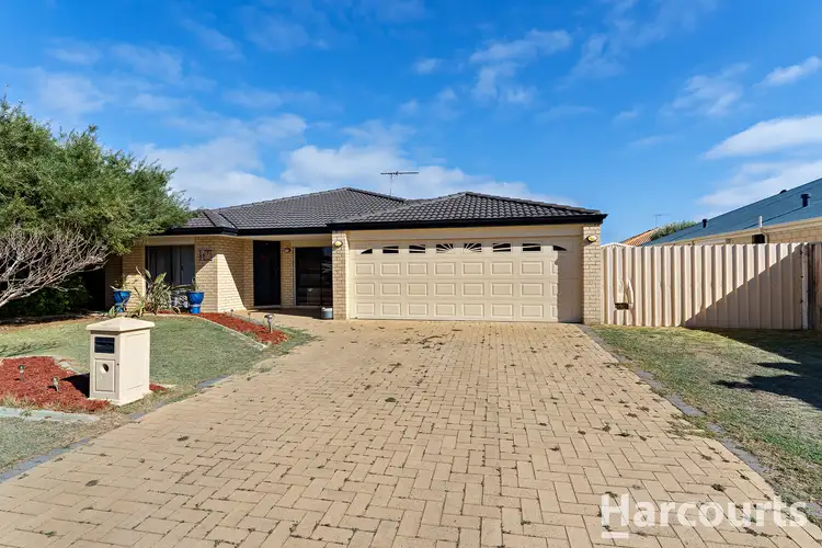 182 Peelwood Parade, Halls Head WA 6210