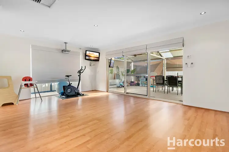 Sixth view of Homely house listing, 10 Camden Way, Meadow Springs WA 6210