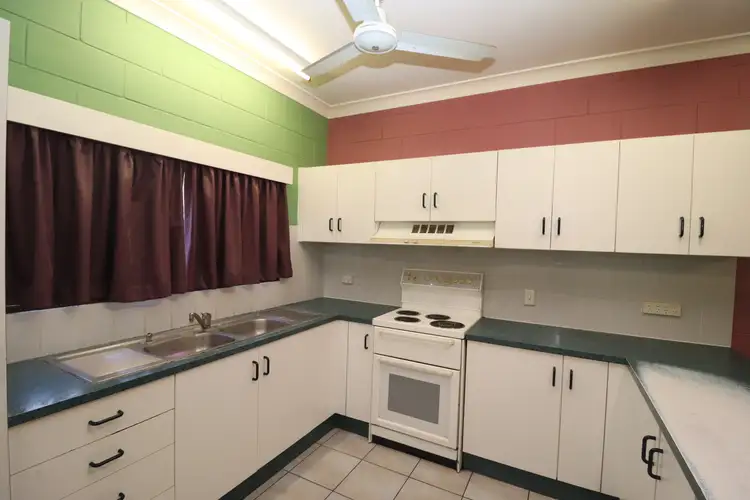 Second view of Homely house listing, 32 Tenth Avenue, Home Hill QLD 4806