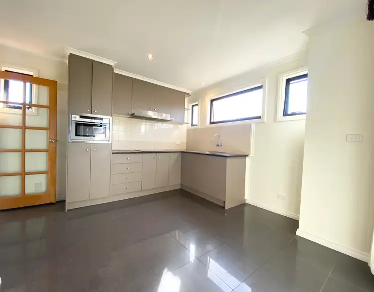 5A Danube Place, Roxburgh Park VIC 3064