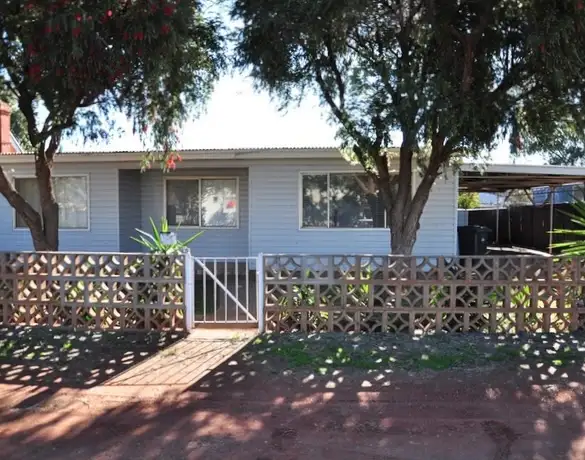 24 Bourke Road, Cobar NSW 2835
