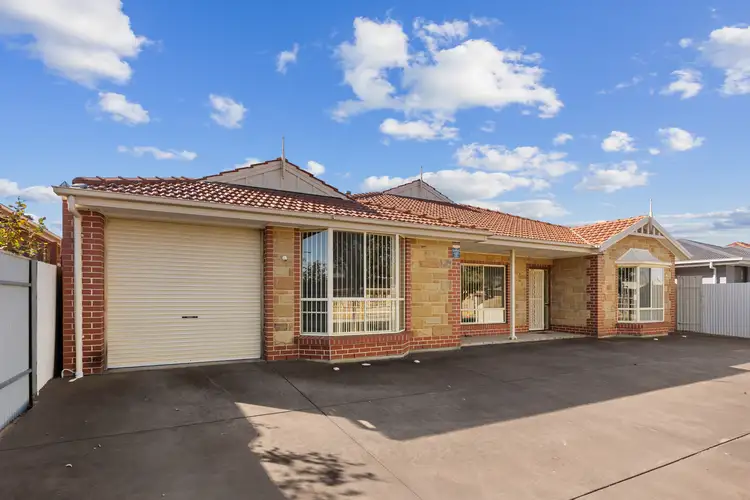 116 Trimmer Parade, Seaton SA 5023