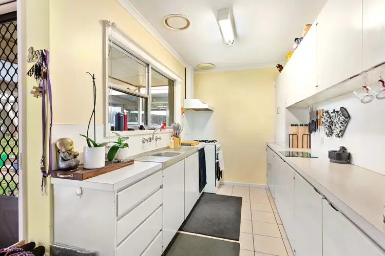 Sixth view of Homely house listing, 9 Norton Court, East Bairnsdale VIC 3875