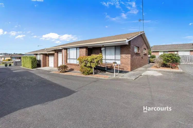 2/25 Victoria Street, Devonport TAS 7310