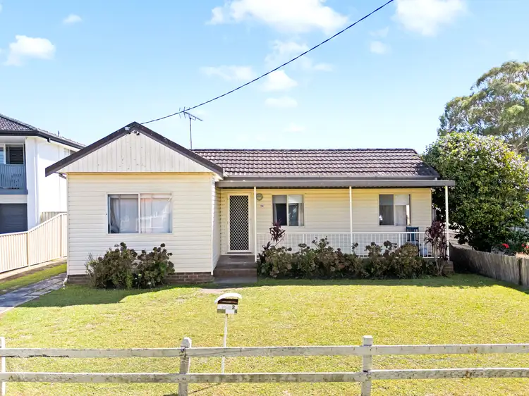24 Alice Parade, Toukley NSW 2263