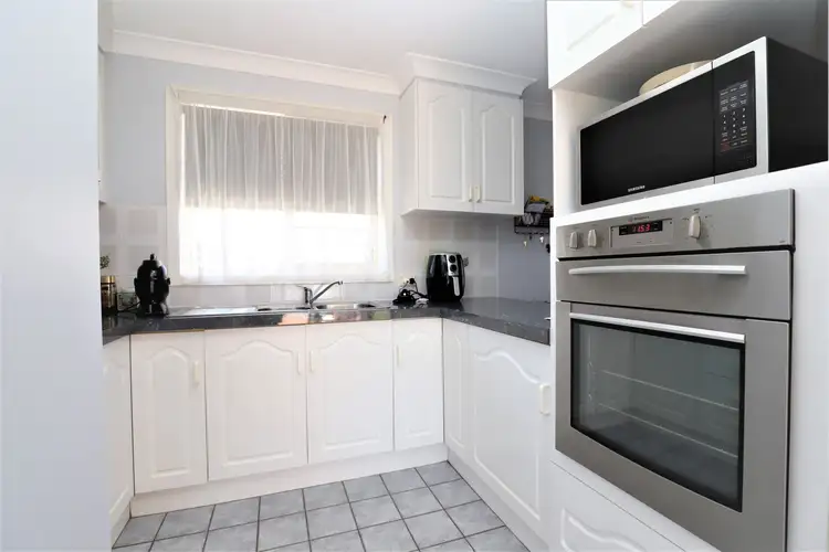 Third view of Homely unit listing, 3/340 Parker Street, Cootamundra NSW 2590