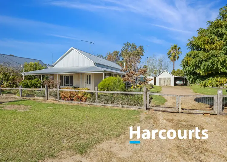 11 Bartley Street, Moyhu VIC 3732