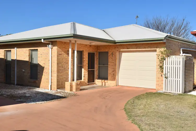 Main view of Homely unit listing, 2/10 Belfords Street, Clifton QLD 4361