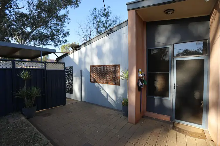 17 Plowman Street, Gillen NT 870